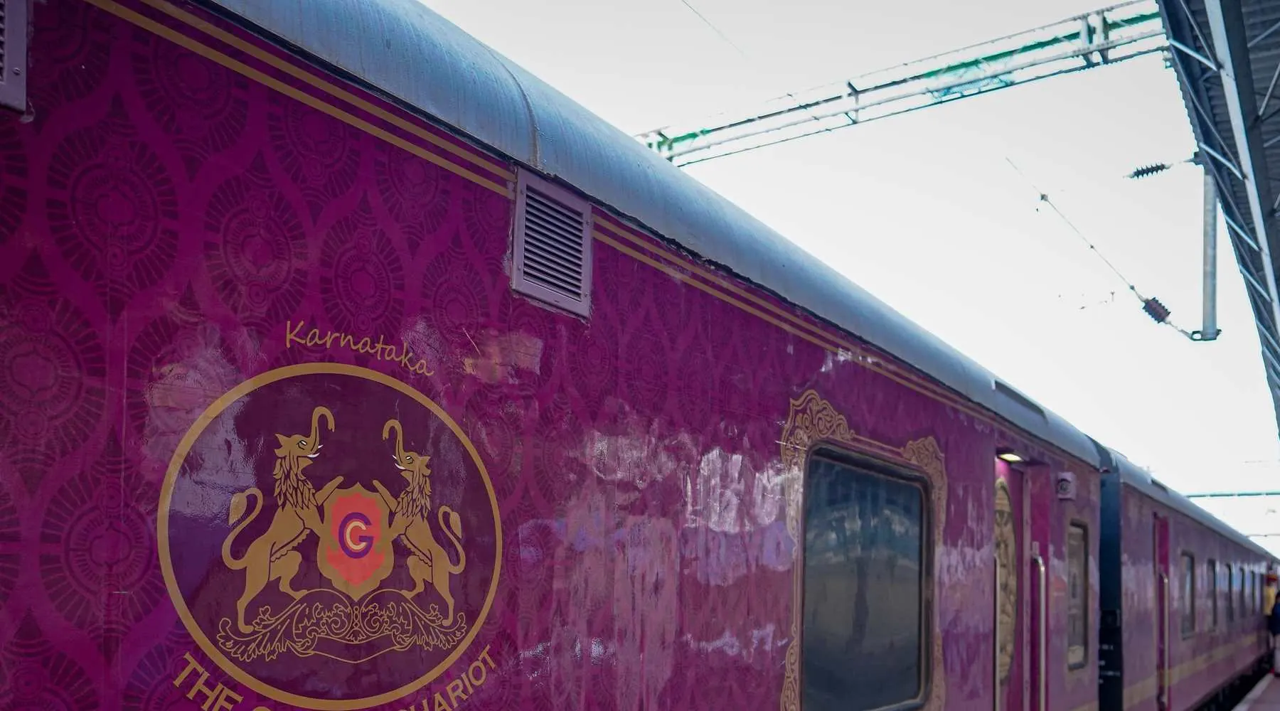 Golden Chariot luxury train at the station