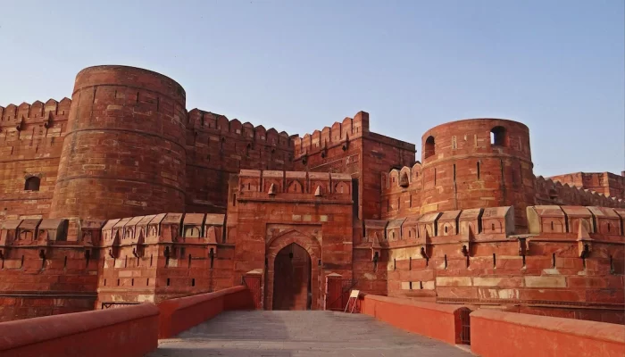 An-Ultimate-Travel-Guide-to-Agra-Fort-History-Timing-Entry-Fee